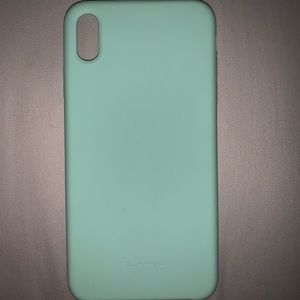 iPhone XS Max iHome seafoam green silicon case